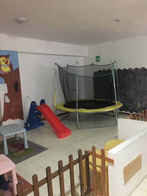 Villaggio Dello Sciatore Residence Paradiso Appartamenti E Monolocale Рокказаро Экстерьер фото