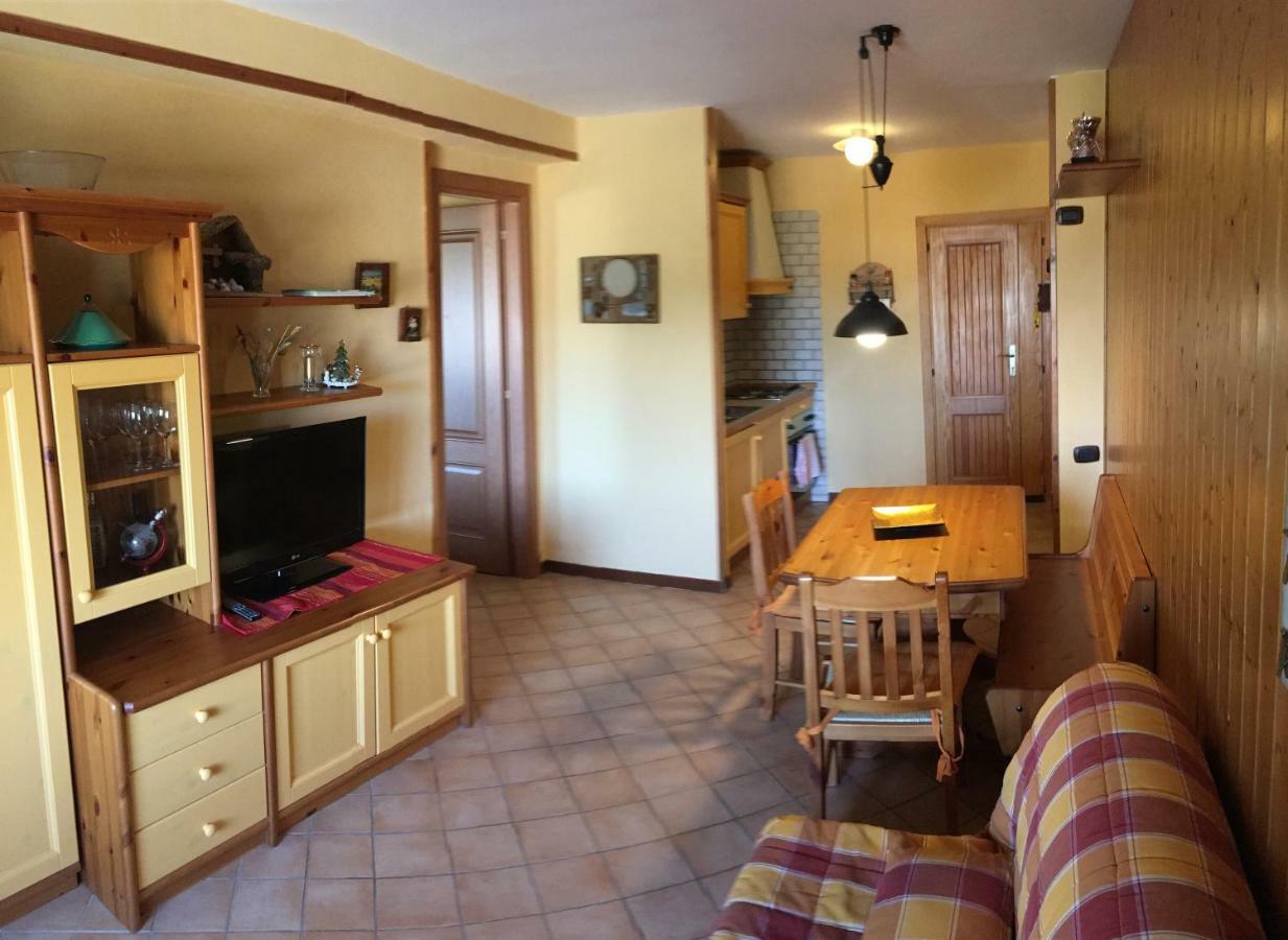 Villaggio Dello Sciatore Residence Paradiso Appartamenti E Monolocale Рокказаро Экстерьер фото